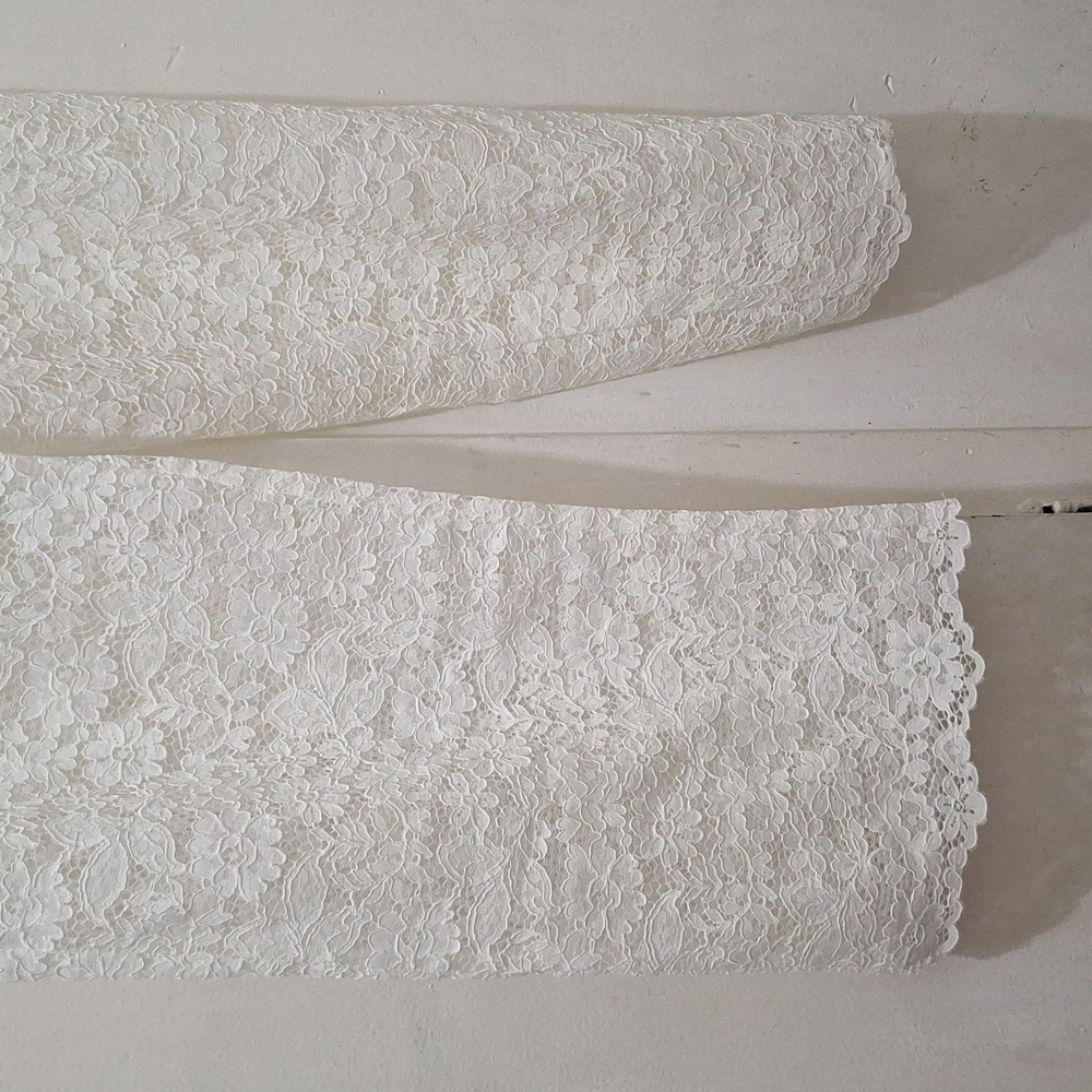NWT ECRU WHITE GLAM LACE DETAIL CROPPED PANTS - Picture 7 of 9